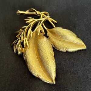 Vintage Sarah Coventry Brooch